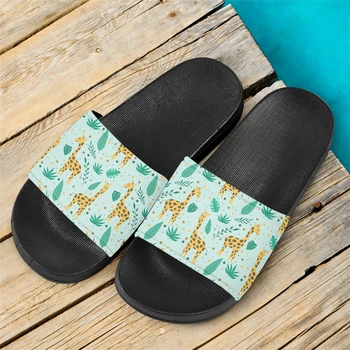 Дышащие легкие сандалии, Женские дизайнерские летние нескользящие тапочки с мультяшным жирафом Для плавания в помещении на открытом воздухе, пляжных путешествий