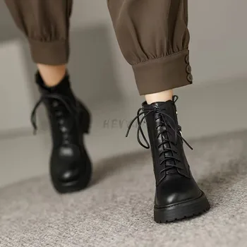 Кожаные ботильоны черного цвета, женские осенне-зимние ботинки на шнуровке с круглым носком, женские модные ботинки на платформе, армейские ботинки для женщин
