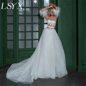 LSYX, белое свадебное платье из тюля с вырезом без бретелек, иллюзия перьев, шлейф сзади, Свадебное платье на заказ